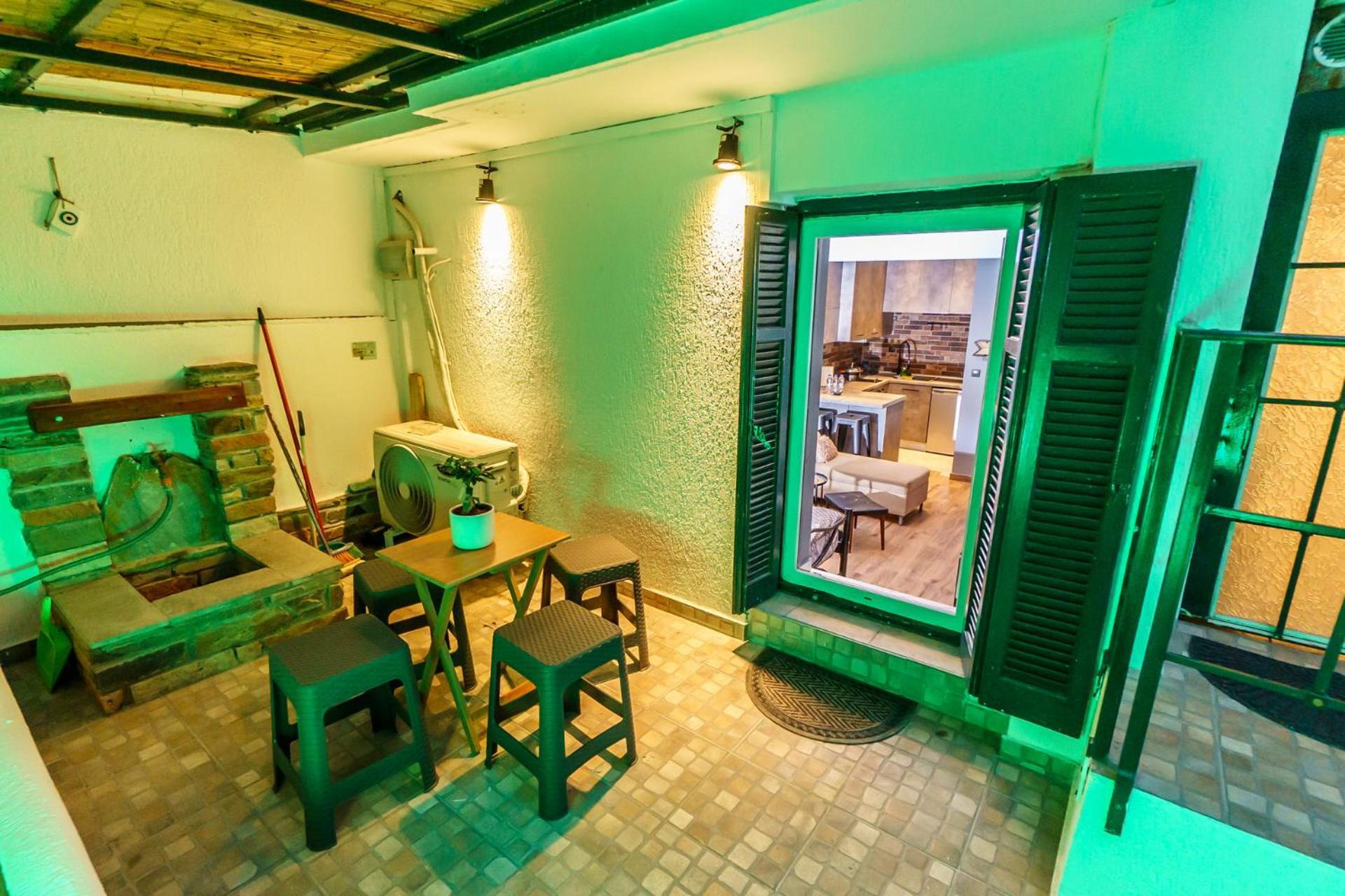 Happiness Studio With Terrace. Thessaloniki Exterior photo